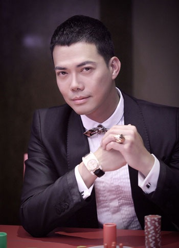 Vẻ lịch lãm của “bạn trai tin đồn” của Lý Nhã Kỳ - 4 Vẻ lịch lãm của bạn trai tin đồn của Lý Nhã Kỳ