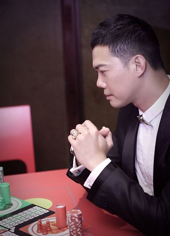 Vẻ lịch lãm của “bạn trai tin đồn” của Lý Nhã Kỳ - 5 Vẻ lịch lãm của bạn trai tin đồn của Lý Nhã Kỳ