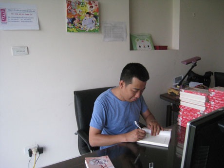 Anh Chánh văn Hoàng Anh Tú sẽ có buổi giao lưu và ký tặng với độc giả Sài Gòn…