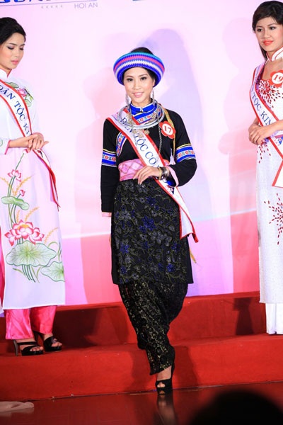 Vẻ đẹp nguyên sơ của các thiếu nữ dân tộc