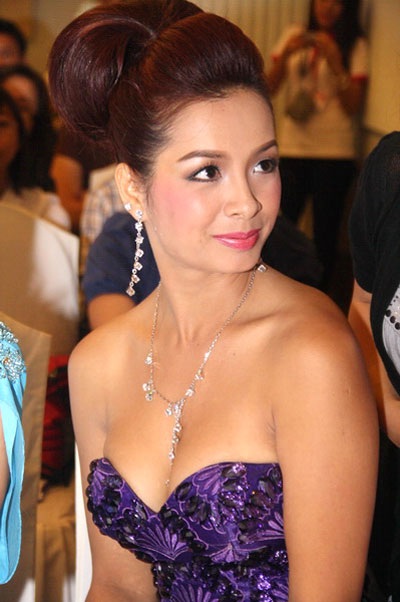 “Bi hài” quanh việc cấp thẻ hành nghề cho ca sĩ, người mẫu - 5 Người mẫu Thúy Hằng, Giám đốc Elite phía Bắc