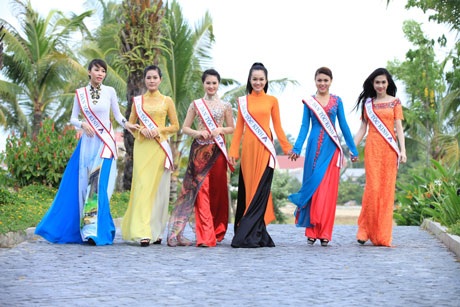 Chính thức khởi động vòng chung kết Hoa hậu Dân tộc 2013 - 7 Hình ảnh một số thí sinh tham dự vòng chung kết Hoa hậu các dân tộc Việt Nam tại Hội An, Quảng Nam