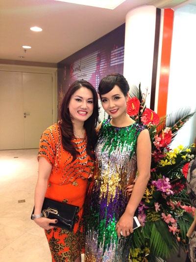 Chị Xuân Hương và diễn viên Mai Thu Huyền