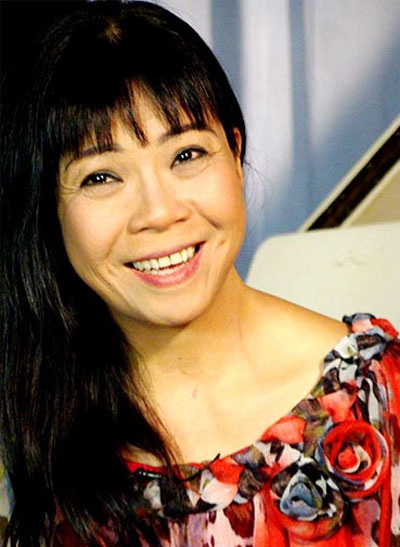 “Bi hài” quanh việc cấp thẻ hành nghề cho ca sĩ, người mẫu - 2 Ca sĩ Ánh Tuyết