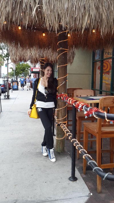 Quế Vân chụp ảnh cùng vợ chồng Bằng Kiều tại Mỹ - 3 Ngoài công việc biểu diễn, Quế Vân cũng tranh thủ đi du lịch, thư giãn và gặp gỡ bạn bè