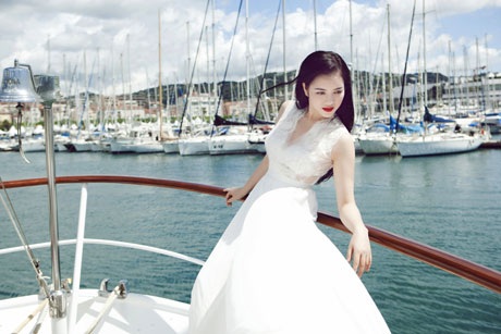 Lý Nhã Kỳ đẹp như nàng tiên cá bên bờ biển Cannes - 7 Hà Thanh