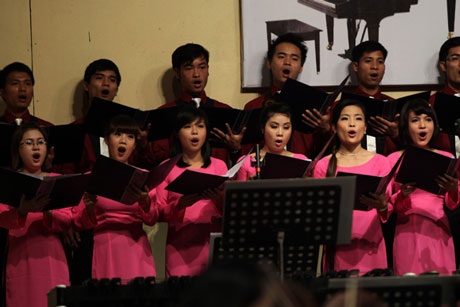 Nhạc trưởng nổi tiếng, Lê Phi Phi 