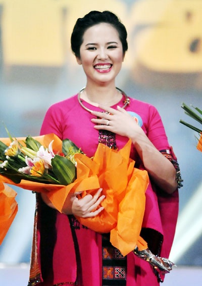 Thùy Dung (dòng dân gian) nhận giải Khán giả bình chọn nhiều nhất