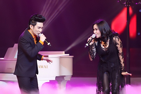 Thanh Lam - Quang Hà khép lại chương trình với ca khúc Mưa hồng của Trinh Công Sơn