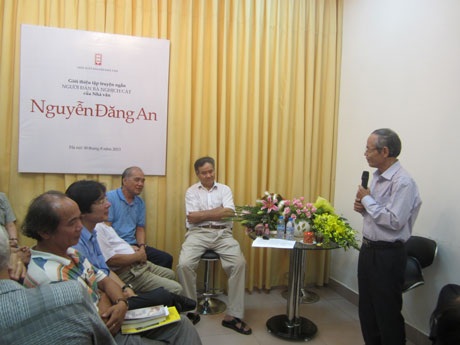 Nguyễn Đăng An trở lại với “ Người đàn bà nghịch cát” - 1 Nguyễn Đăng An trở lại với “ Người đàn bà nghịch cát”