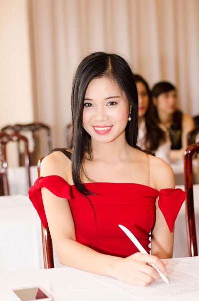 Nhà tài trợ sẽ không được ngồi ghế BGK Nữ Hoàng Trang sức - 3 Hình ảnh một số thí sinh tại buổi gặp mặt báo chí, chiều ngày 8/9