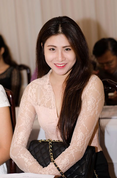 Nhà tài trợ sẽ không được ngồi ghế BGK Nữ Hoàng Trang sức - 4 Hình ảnh một số thí sinh tại buổi gặp mặt báo chí, chiều ngày 8/9