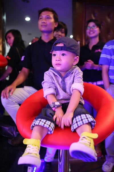 Bé Jacky- con của em gái Thanh Thảo và Ngô Kiến Huy cũng xuất hiện trong chương trình này