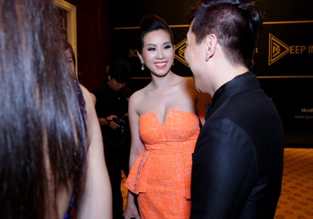 Từ trái sang: doanh nhân Chung Minh, doanh nhân Nguyễn Thị Liễu, Hoa hậu Thu Hoài