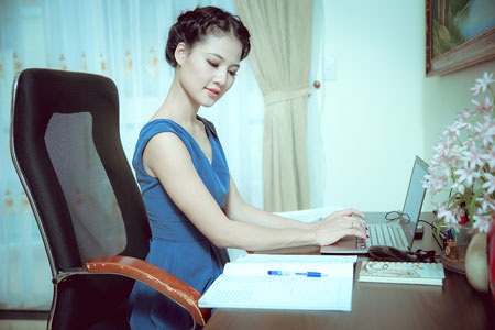 Trần Thị Quỳnh tự tin lên đường dự thi Hoa hậu Quý bà Thế giới - 5 ...để Trần Thị Quỳnh yên tâm chuẩn bị tốt nhất cho cuộc thi sắc đẹp tại Trung Quốc (