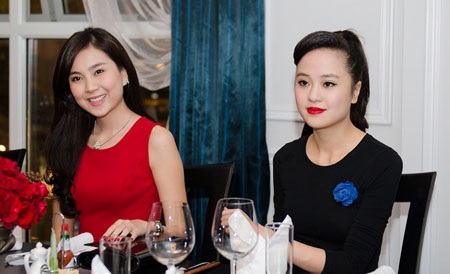 Mai Ngọc và Ngọc Bích của chương trình Dự báo thời tiết