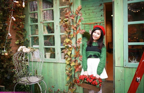 Thùy Candy dễ thương với sắc màu Giáng sinh - 9 Hà Thanh