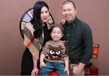 Ông già Noel Hải Anh hạnh phúc khoe mái ấm nhỏ