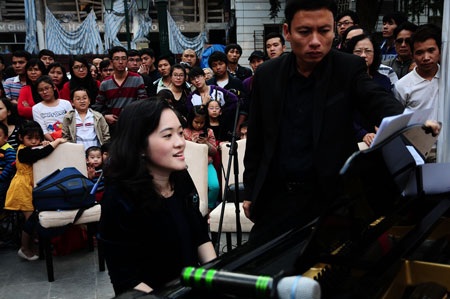 Trang Trịnh là nghệ sỹ piano trẻ tuổi gốc Việt nổi tiếng