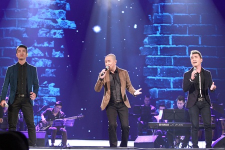 Artista trở lại với sân khấu Bài hát yêu yêu thích với “Căn nhà vắng”