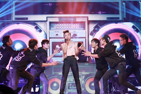 Văn Mai Hương sôi động với ca khúc Là em đó