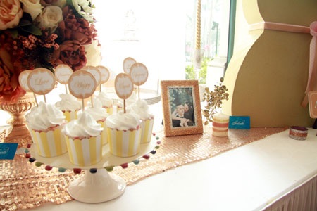 Không gian tiệc cưới đẹp lộng lẫy của Á hậu Thùy Trang