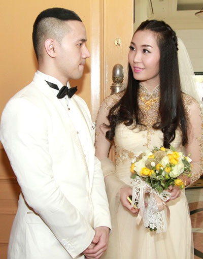 Lễ cưới của cặp trai tài gái sắc diễn ra trưa ngày 27/12 tại Hà Nội
