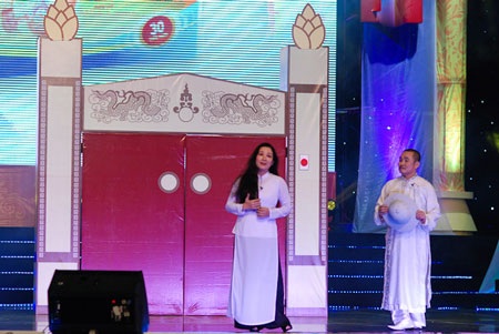 Phương Mỹ Chi song ca cùng Quang Lê - 4 Nghệ sỹ Xuân Hinh – Thanh Thanh HIền trong chương trình Xuân Phát tài 3