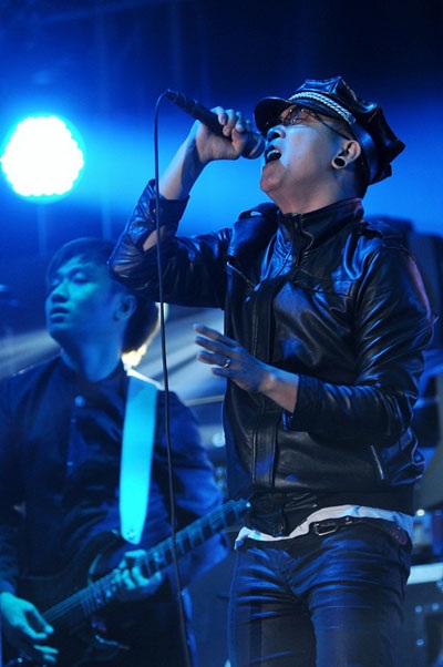 RockStorm 2013 Hà Nội: Bữa tiệc âm thanh đong đầy cảm xúc - 6 V