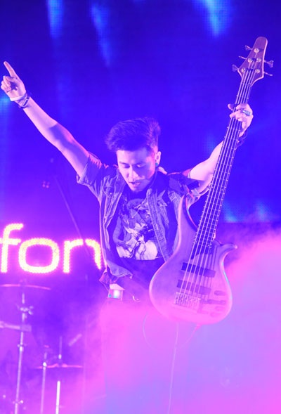 Ban nhạc rock Thụy Điển làm “tan chảy” không khí lạnh tại Hà Nội