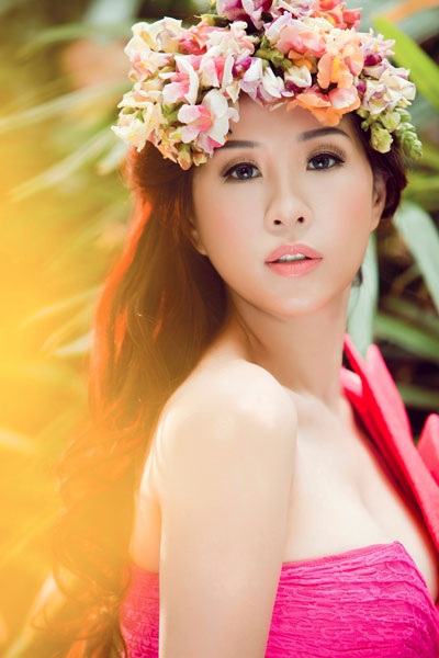 Hoa hậu Thu Hoài rực rỡ trong chùm ảnh đón xuân - 3 Hà Thanh