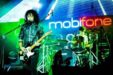 PAK Band mang đến màu sắc mới cho MobiFone RockStorm 2013