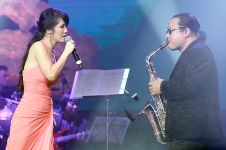 Ngọc Anh 3A “phiêu” trong đêm nhạc Phú Quang - 2 Hồng Nhung luôn khẳng định kỹ thuật hát đầy điêu luyện