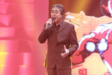 “Giai điệu tự hào” tái hiện từng lát cắt lịch sử - 2 NSND Quang Thọ thể hiện Tôi là người thợ lò trong số đầu tiên của chương trình