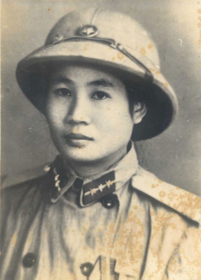 Những cô gái xinh đẹp trên chiến trường Điện Biên - 14 Nguyễn Thị Sắn, 28 tuổi với tấm ảnh kỷ niệm cuộc đời quân ngũ sau chiến thắng Điện Biên Phủ