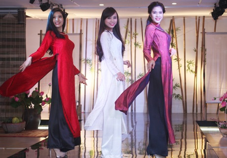 Ấn tượng người đẹp Việt trong tà áo dài - 10 Hà Thanh