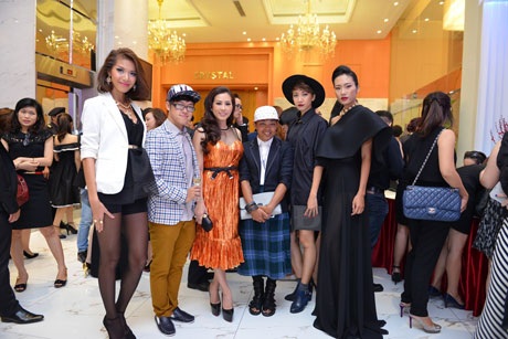 Nhiều nghệ sỹ nổi tiếng tham dự chương trình tối qua tại TP. Hồ Chí Minh