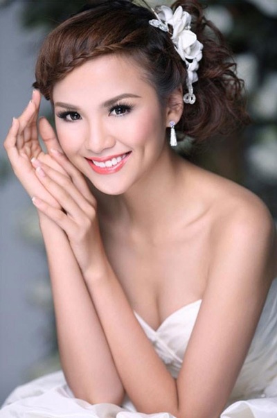 Dễ “lừa” như người đẹp Việt đi thi…Hoa hậu - 1 Dễ “lừa” như người đẹp Việt đi thi…Hoa hậu