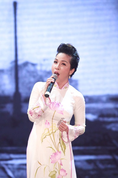 Thu Minh trổ tài với “Tàu anh qua núi”, Đăng Dương hát…rock - 4 Mỹ Linh
