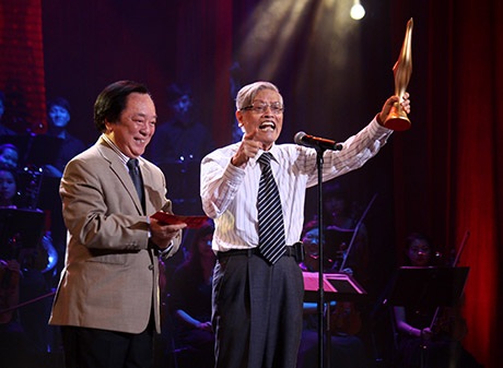 Đỗ Bảo, Tùng Dương ẵm "cú đúp" giải Âm nhạc Cống hiến - 14 Chuỗi chương trình của năm thuộc về Rock Storm