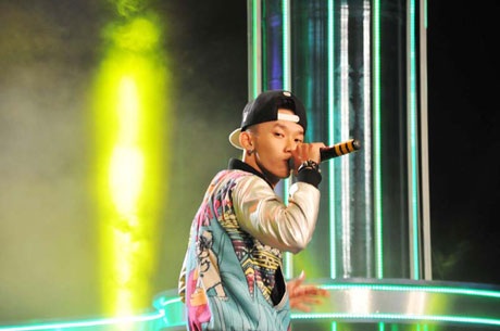 Ngôi sao Việt lộ diện 15 thí sinh đi Hàn Quốc - 3 Anh Khoa