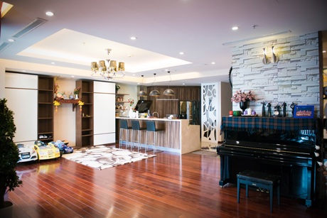 Ngắm căn hộ “triệu đô” của diễn viên Hải Anh - 14 Phòng khách sang trọng và rộng rãi