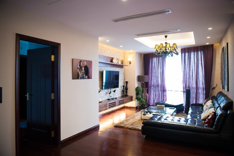 Ngắm căn hộ “triệu đô” của diễn viên Hải Anh - 15 Phòng khách sang trọng và rộng rãi