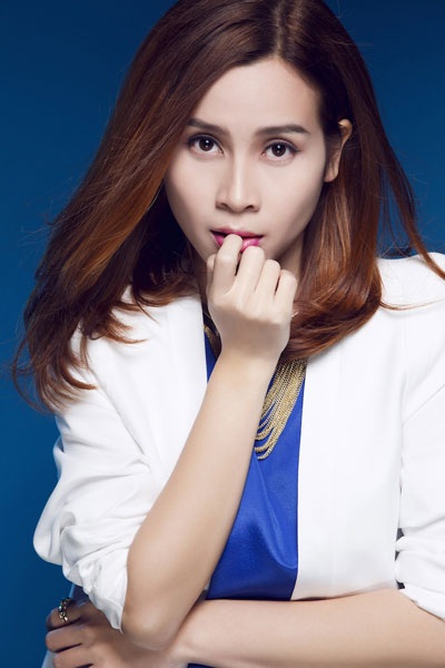 “Gái một con” Lưu Hương Giang sexy với tất lưới - 3 Hà Thanh