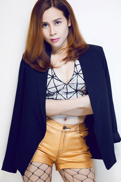 “Gái một con” Lưu Hương Giang sexy với tất lưới - 6 Hà Thanh