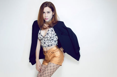 “Gái một con” Lưu Hương Giang sexy với tất lưới - 8 Hà Thanh