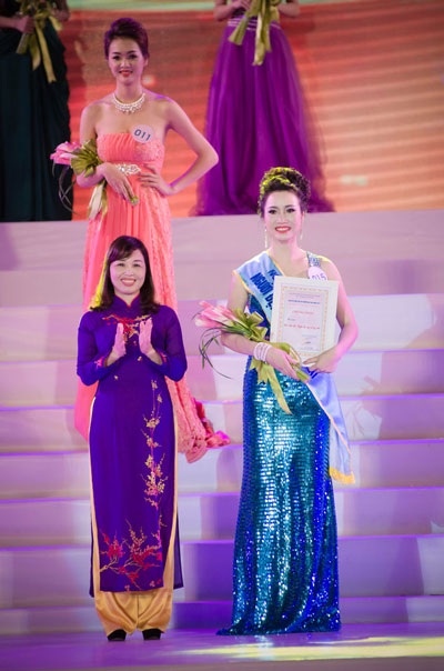 Đỗ Thị Huệ giành vương miện "Người đẹp Hạ Long 2014" - 4 Người đẹp thứ 2 Nguyễn Thị Ngọc Vân