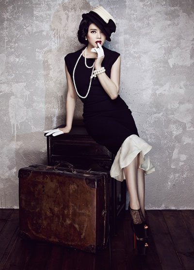 Lý Nhã Kỳ đẹp bí ẩn với váy đen - 3 <span style=font-size:
12.0pt;line-height:115% lang=VI>