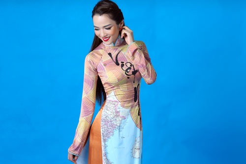 Người đẹp duyên dáng trong tà áo dài với chủ đề biển đảo - 4 ļb style=mso-bidi-font-weight:
normal>Hà Thanh