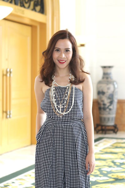 Ca sĩ Lưu Hương Giang ngày càng xinh đẹp